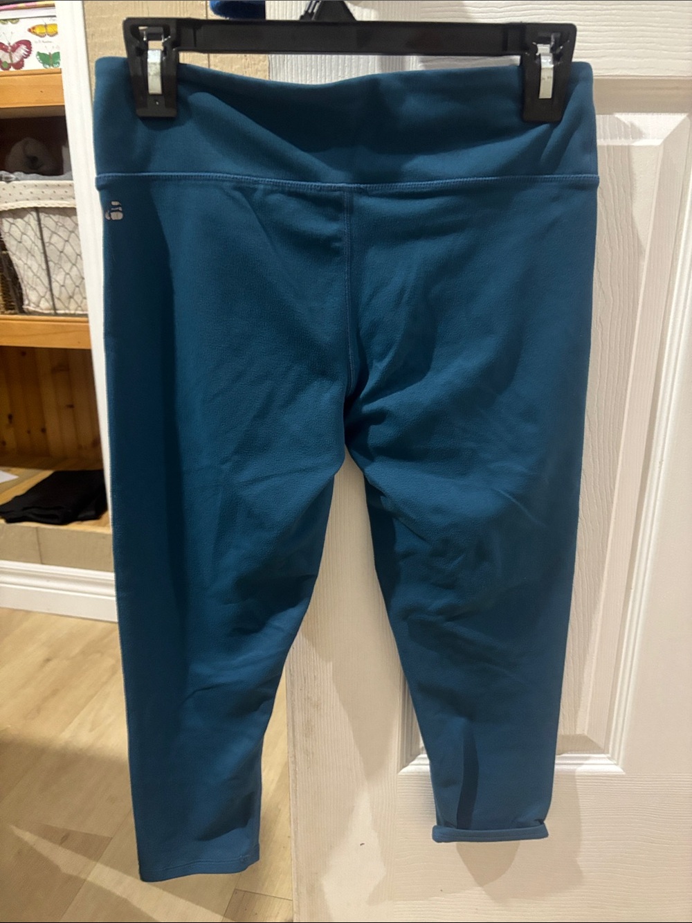 Fabletics Teal Capri Leggings